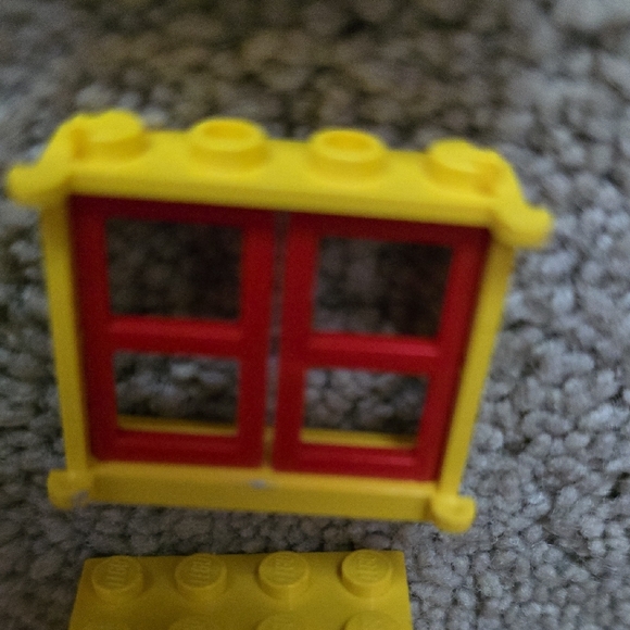 LEGO Vintage Building Block Window and Door Set - Red and Yellow - Picture 7 of 13